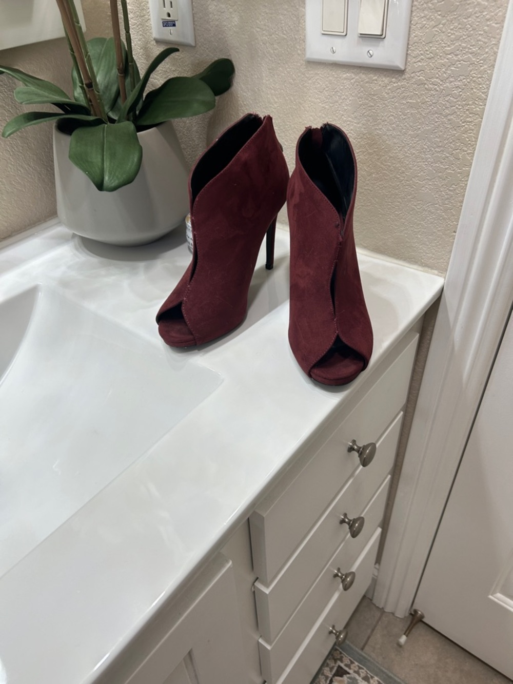 Women's Open-Toe High Heel Booties - Burgundy Suede